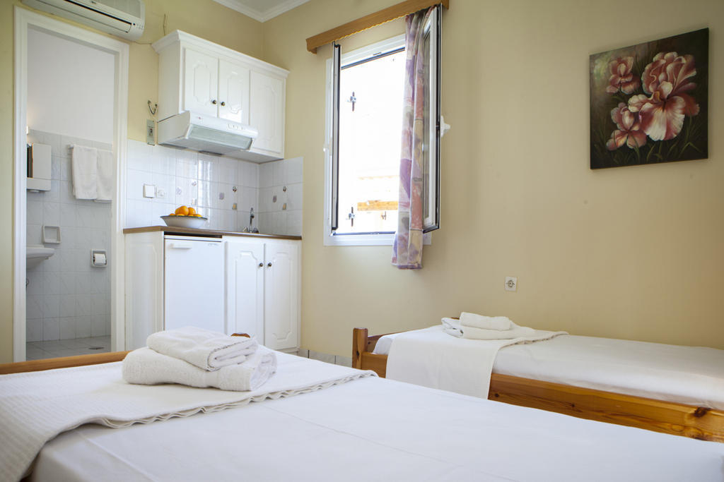 Kantouni Apartments Svoronata Phòng bức ảnh